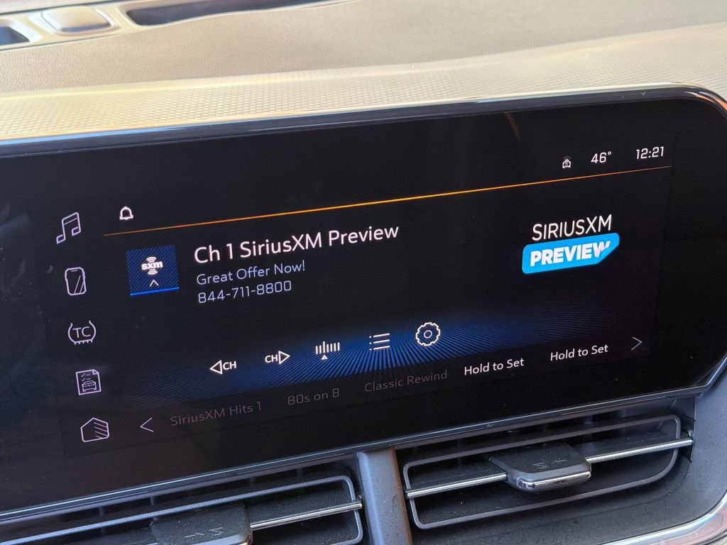 Used 2024 Chevrolet Trax ACTIV w/ Sunroof Package image 7