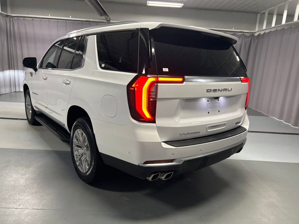 Used 2025 GMC Yukon Denali AWD/4WD image 5