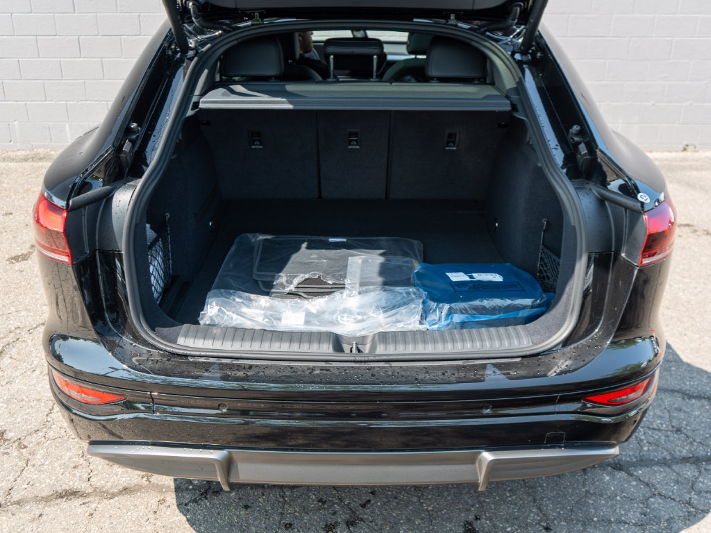 New 2027 Audi Q6 e-tron Premium AWD/4WD image 7