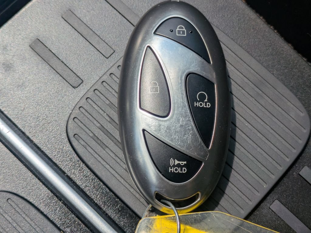 Used 2024 Hyundai Santa Fe SEL FWD image 29