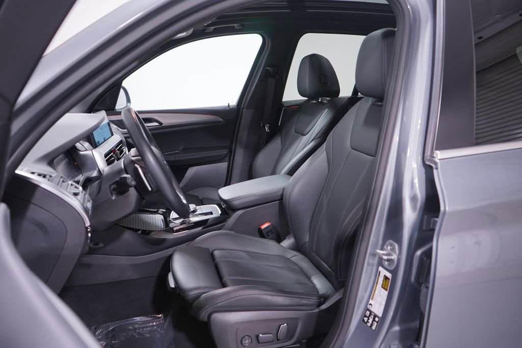 Used 2024 BMW X3 xDrive30i w/ Convenience Package image 7