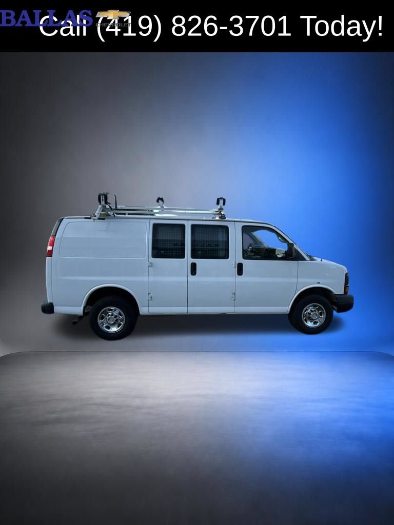 Used 2015 Chevrolet Express 2500 RWD image 3