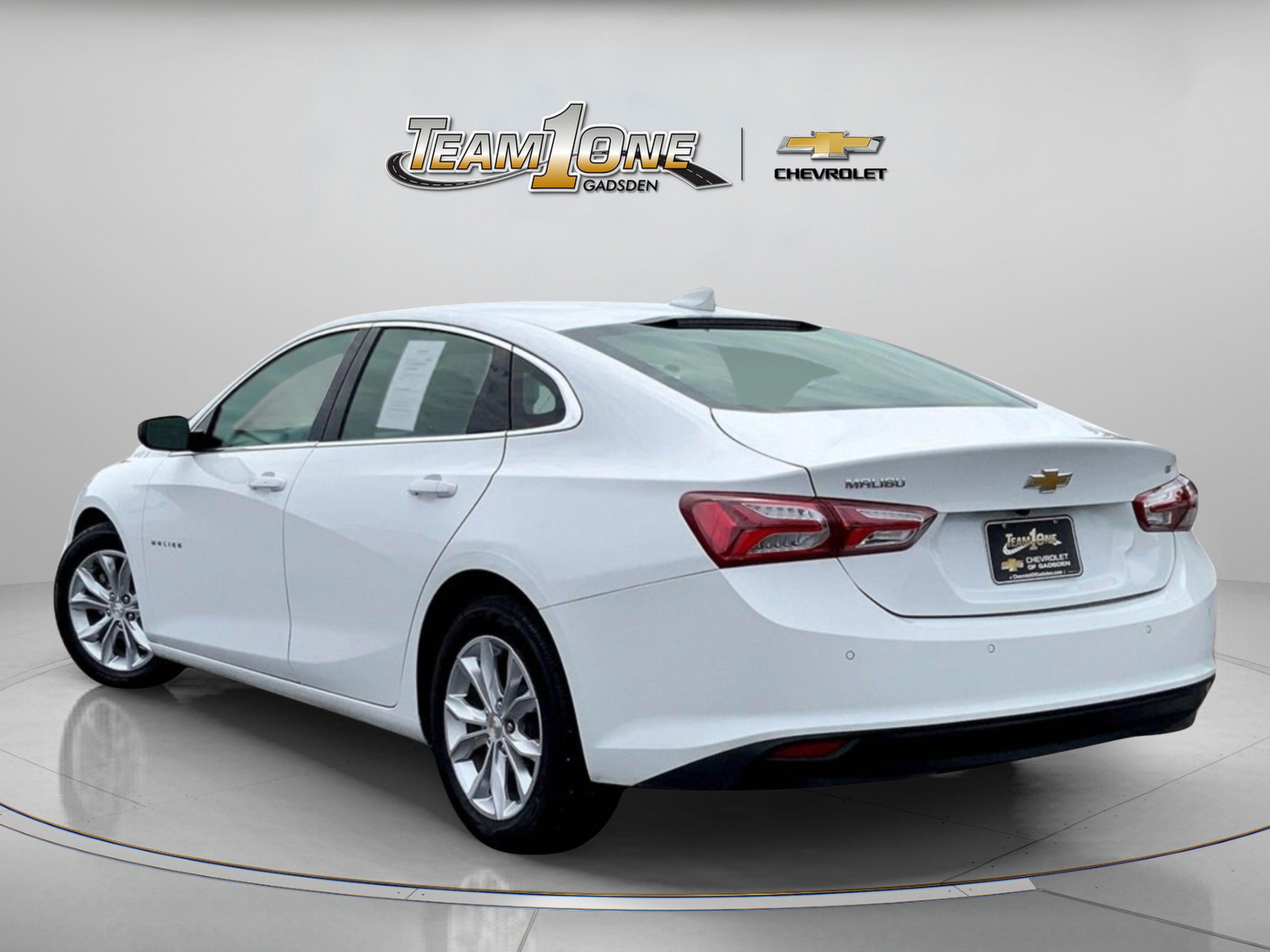 Used 2022 Chevrolet Malibu LT FWD image 5