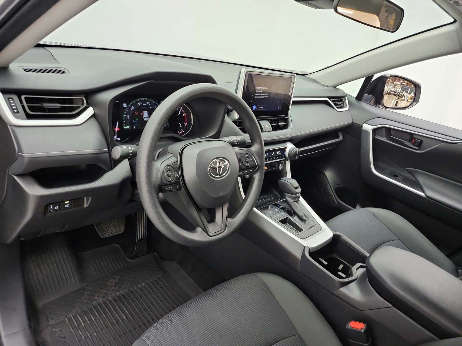 Used 2025 Toyota RAV4 LE FWD image 9