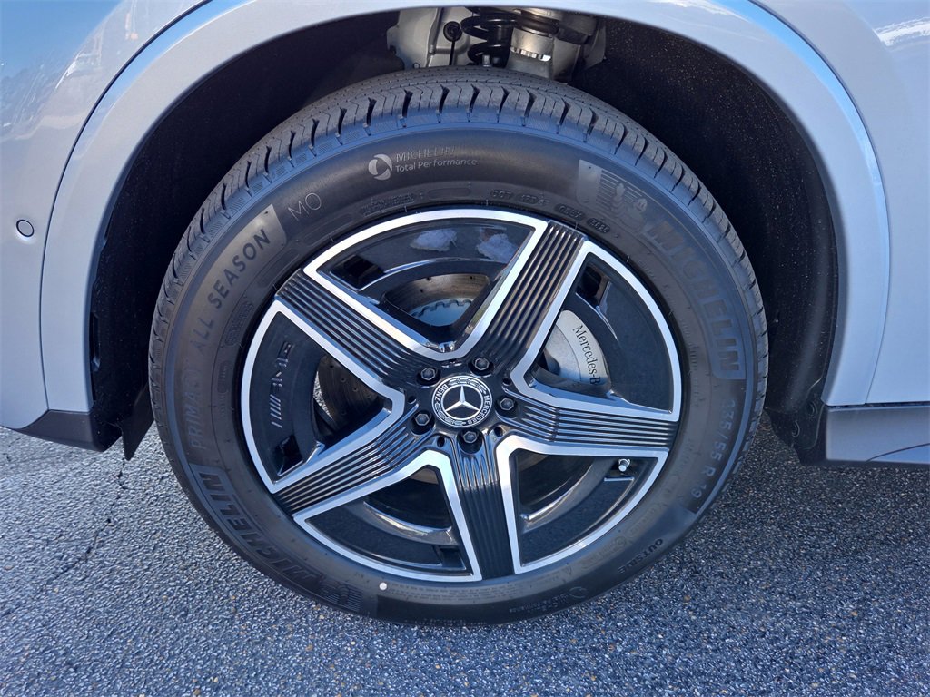 New 2026 Mercedes-Benz GLC 300 4MATIC image 9