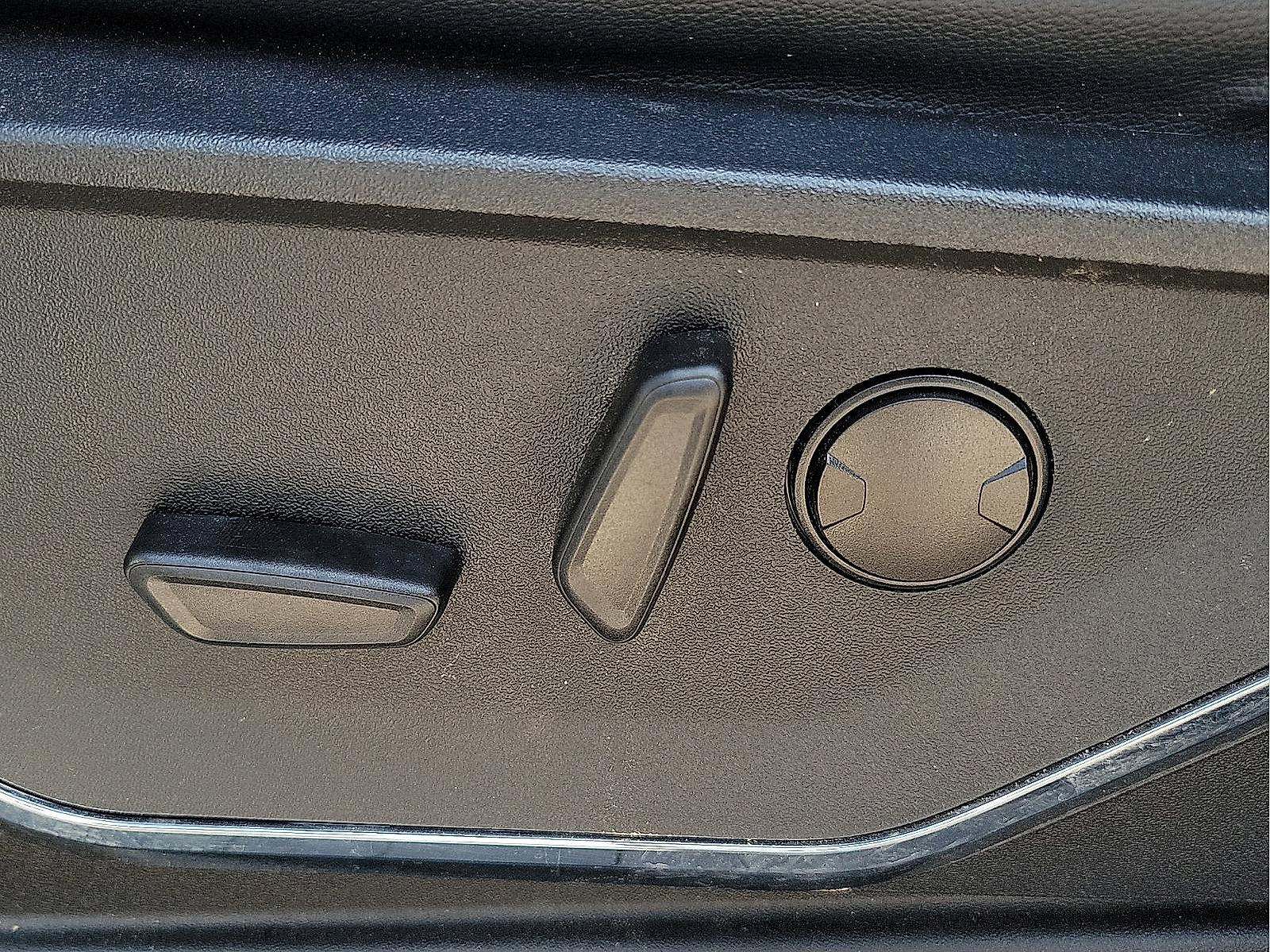 Used 2023 Ford F250 Lariat w/ Lariat Ultimate Package AWD/4WD image 13