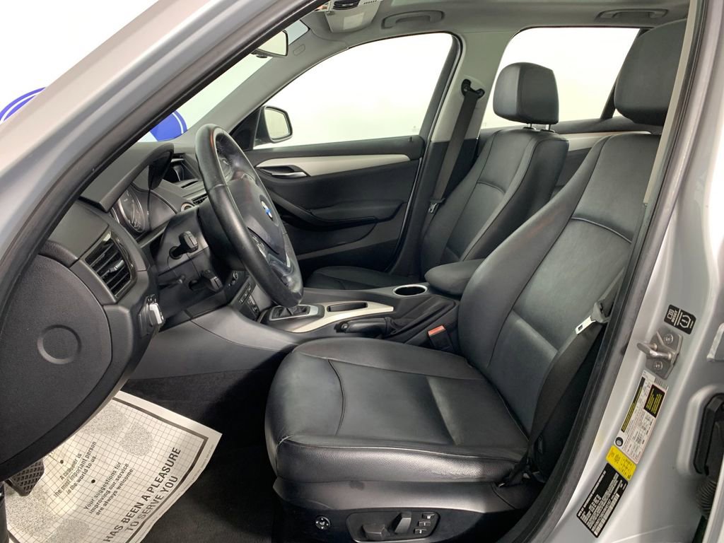 Used 2013 BMW X1 sDrive28i RWD image 16
