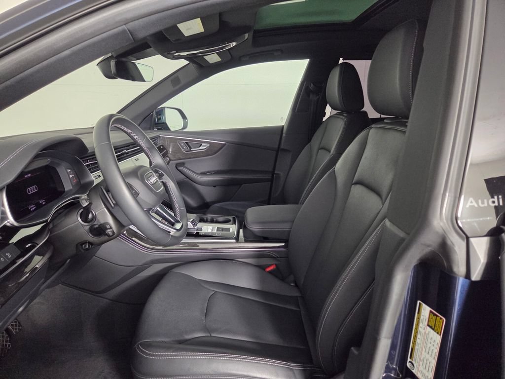 Used 2024 Audi Q8 Premium Plus AWD/4WD image 8