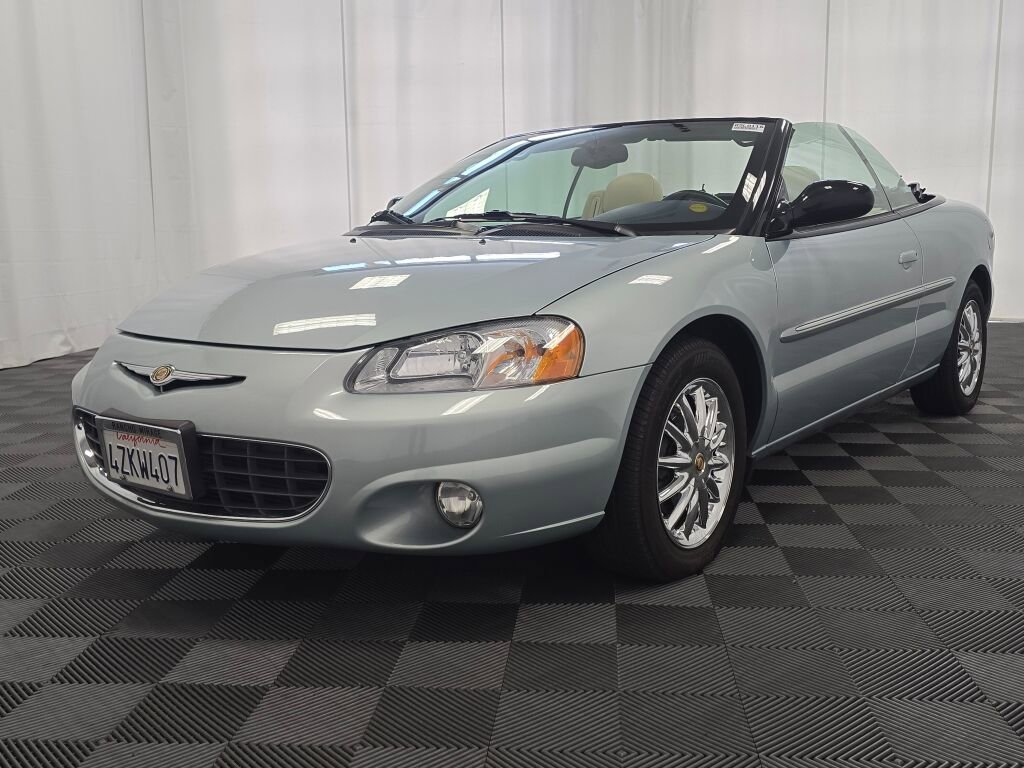 Used 2003 Chrysler Sebring Limited image 15