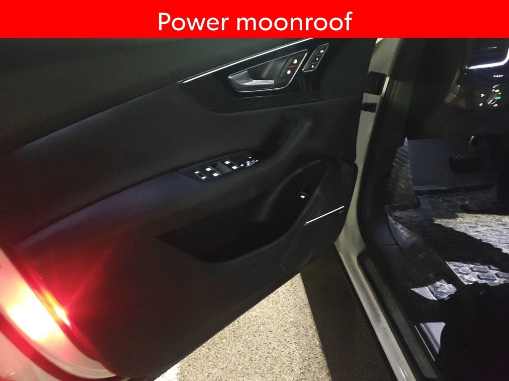 Used 2017 Audi Q7 3.0T Premium Plus w/ Premium Plus Package image 5