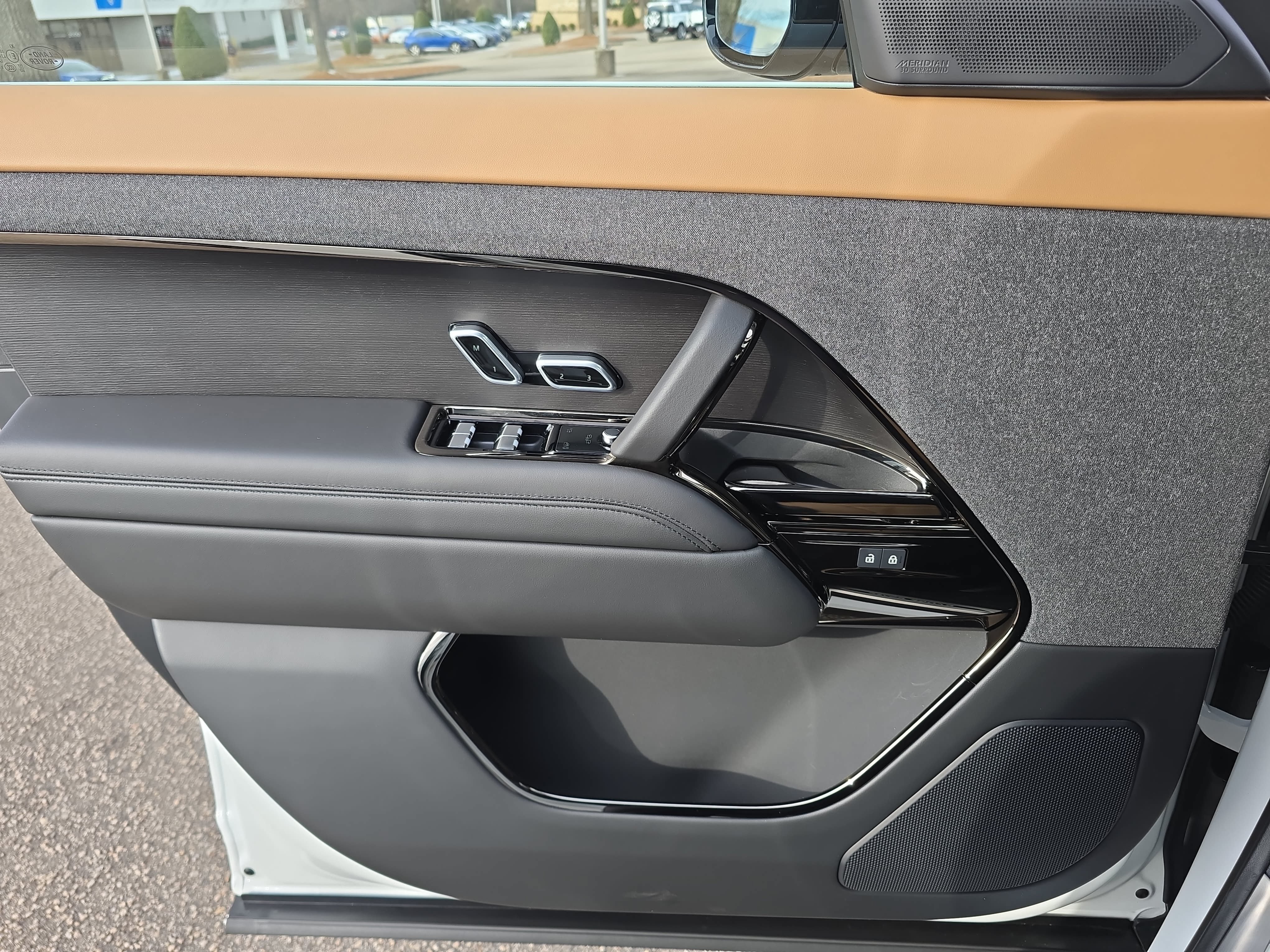 New 2026 Land Rover Range Rover Sport Dynamic SE AWD/4WD image 27