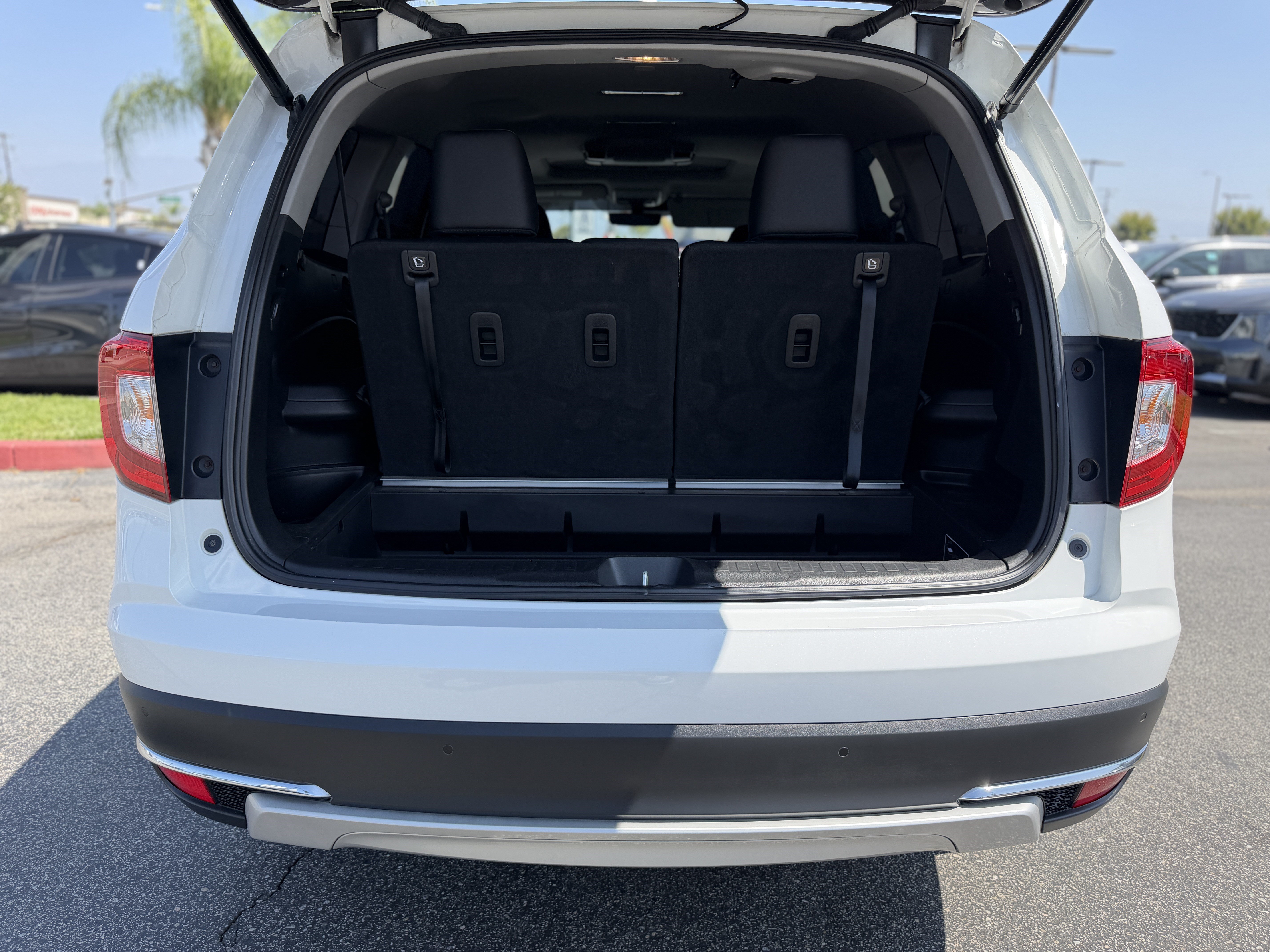 Used 2022 Honda Pilot Touring image 10