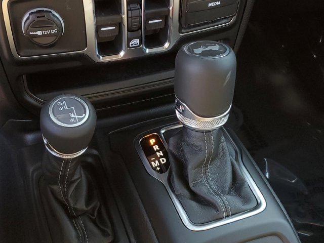 New 2026 Jeep Wrangler Unlimited Sahara AWD/4WD image 29