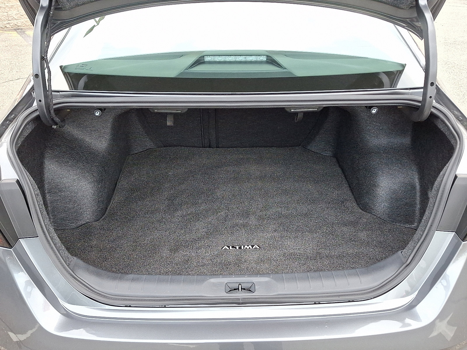 Certified 2025 Nissan Altima 2.5 SR w/ SR Premium Package image 29