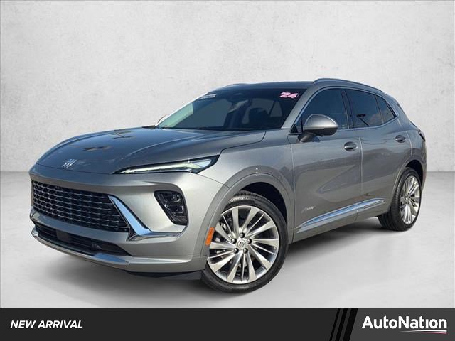 Used 2024 Buick Envision Avenir image 1