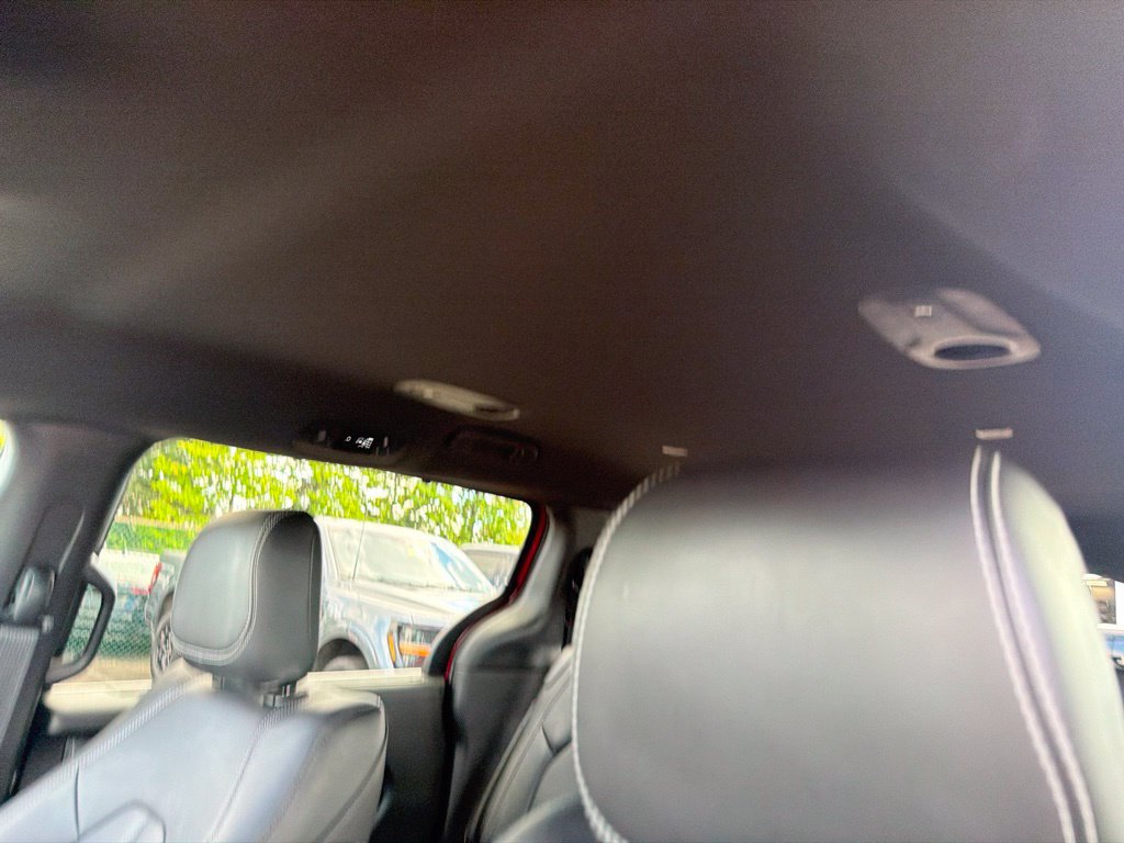 Used 2026 Chrysler Voyager LX FWD image 28