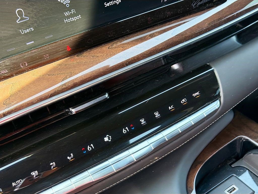 Certified 2022 Cadillac Escalade Sport Platinum image 14