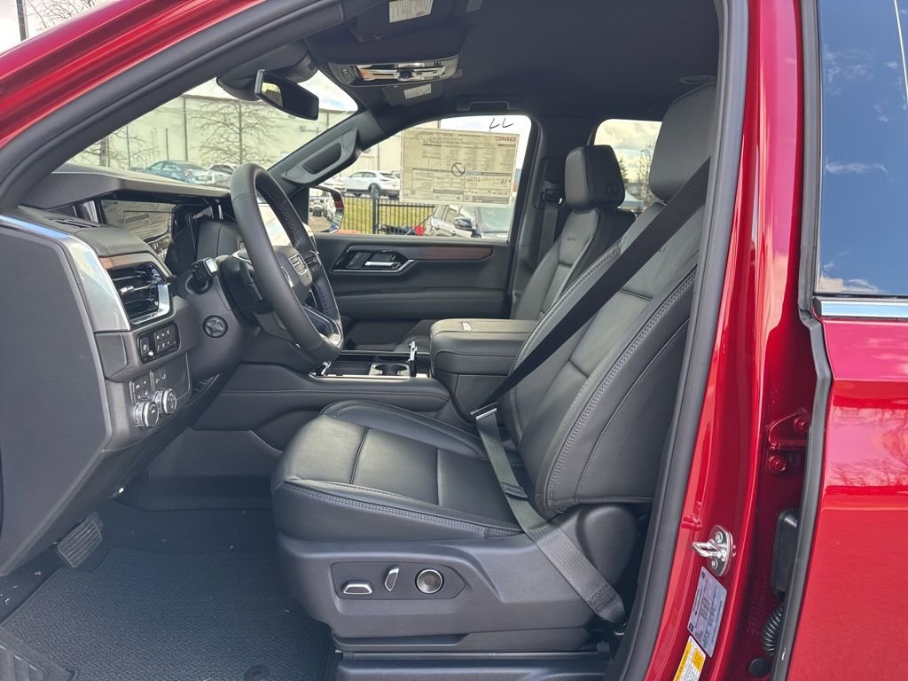 New 2026 GMC Yukon XL Denali image 19