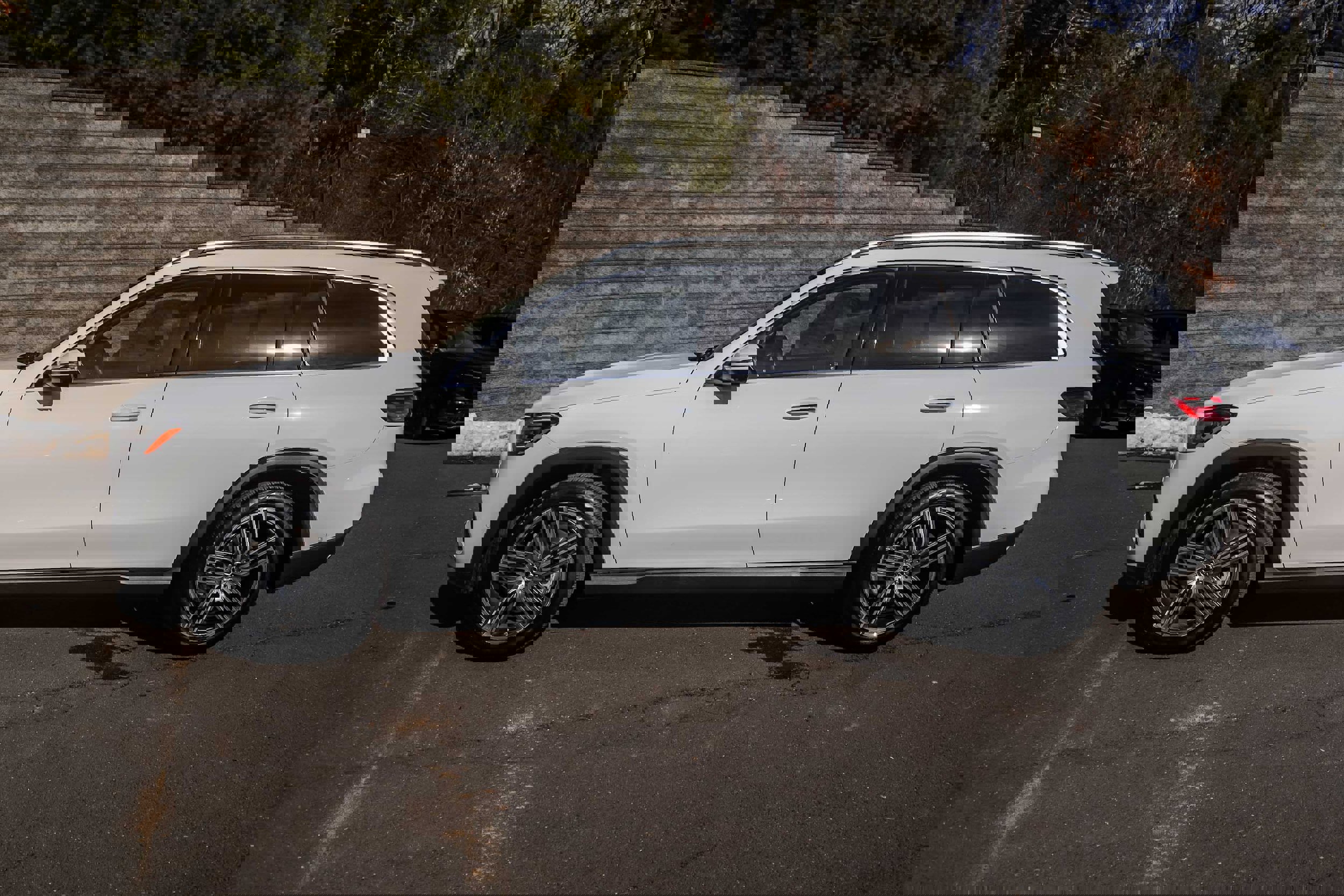 Used 2024 Mercedes-Benz GLS 450 4MATIC image 10