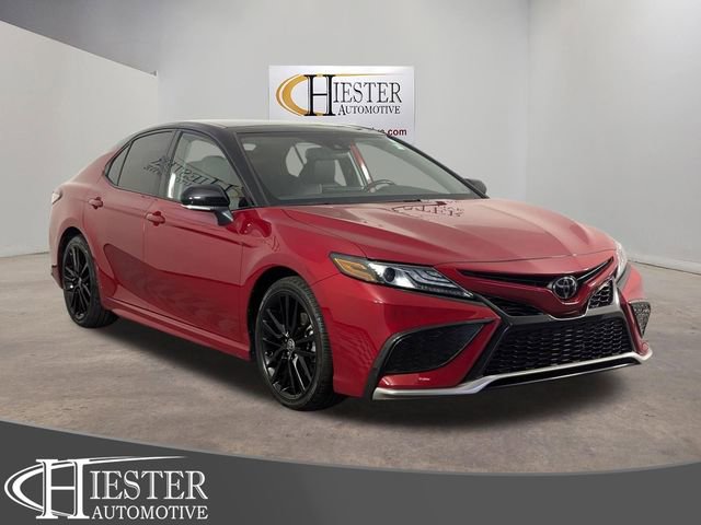Used 2023 Toyota Camry XSE FWD image 1
