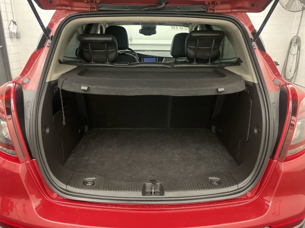 Used 2019 Buick Encore Essence AWD/4WD image 20