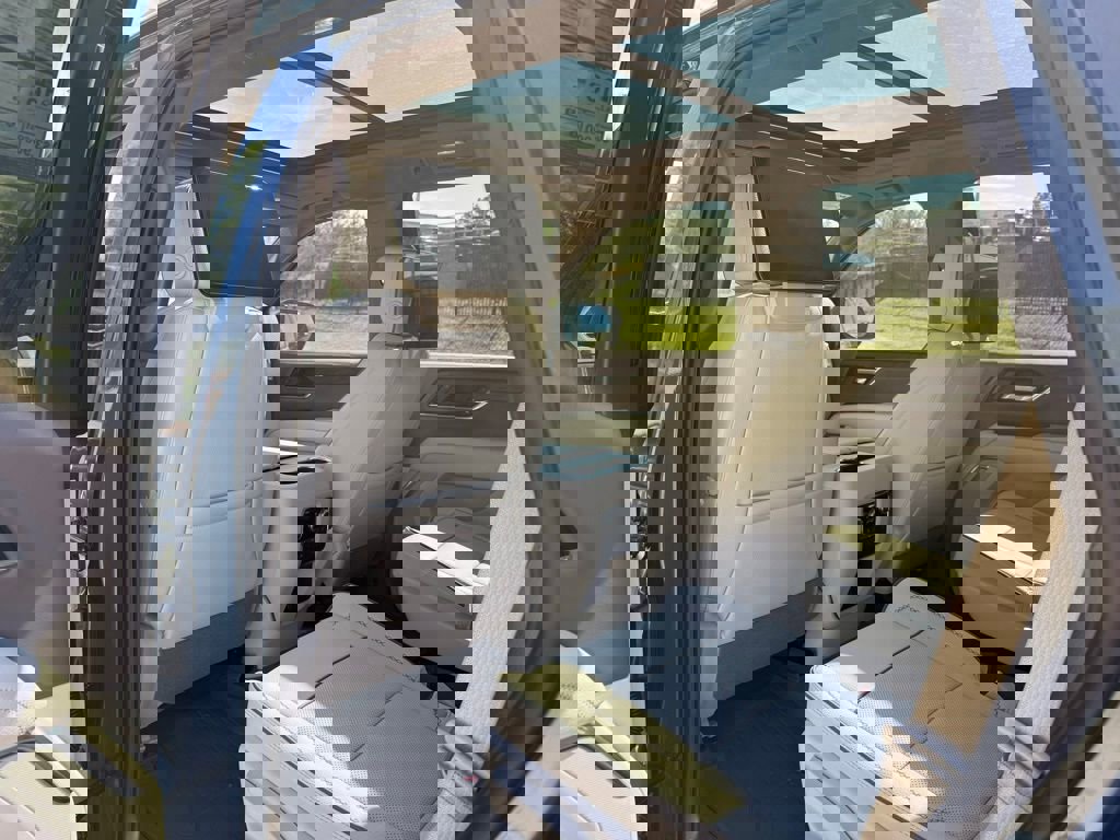 New 2026 GMC Yukon Denali w/ Denali Reserve Package image 22