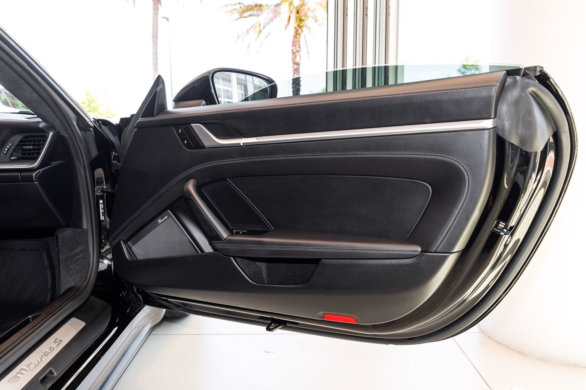 Used 2022 Porsche 911 Turbo S AWD/4WD image 14