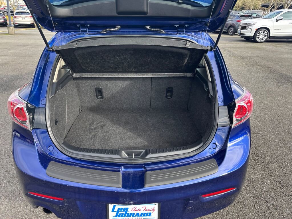 Used 2013 MAZDA MAZDA3 i Grand Touring image 11