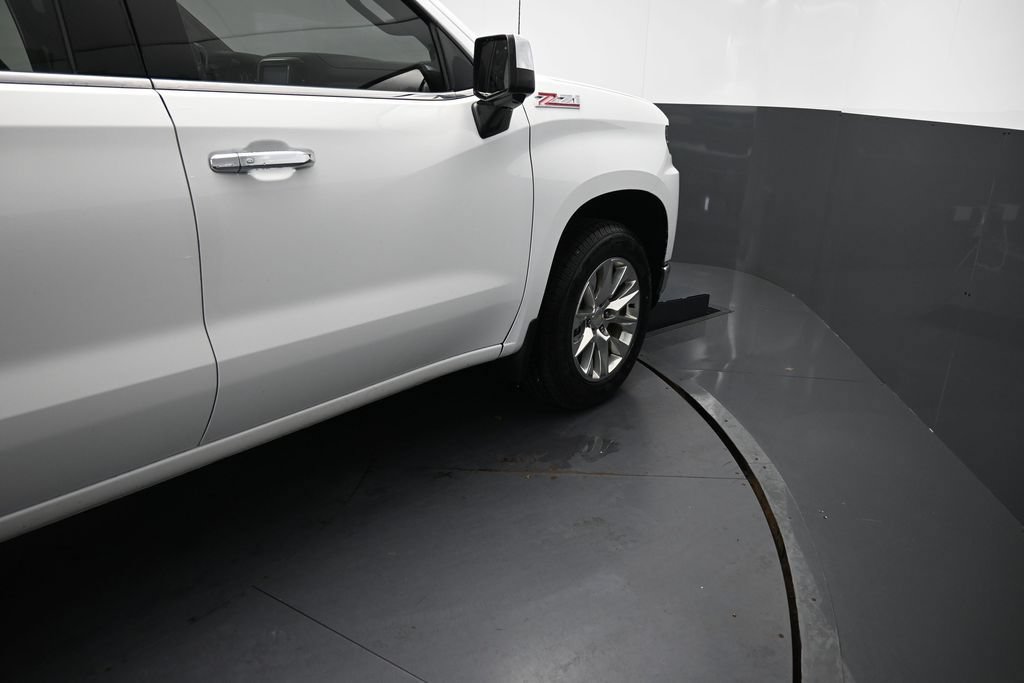Used 2019 Chevrolet Silverado 1500 LTZ w/ LTZ Plus Package AWD/4WD image 22