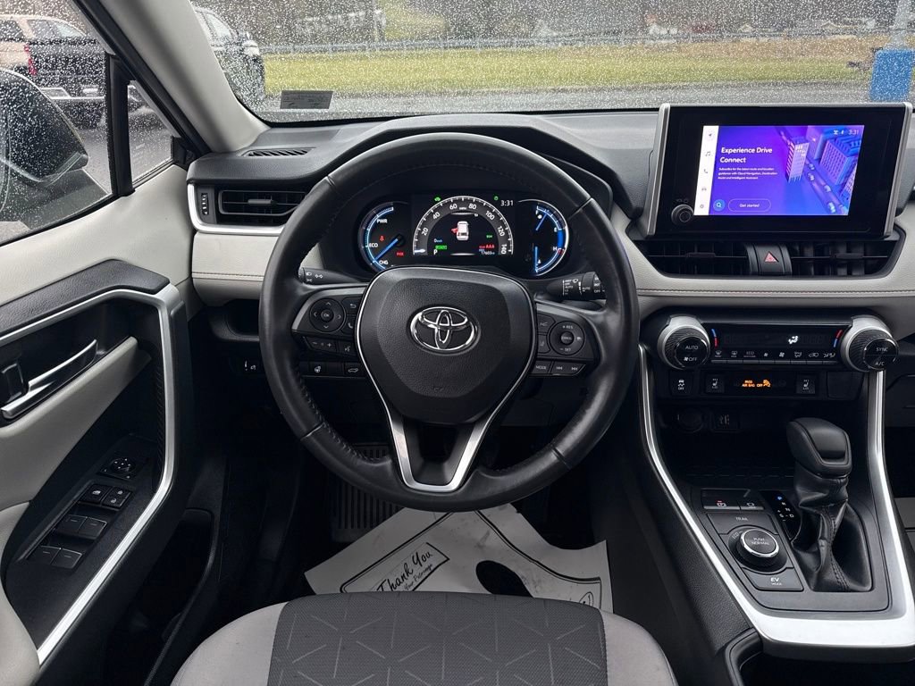 Used 2024 Toyota RAV4 XLE w/ Convenience Package image 10