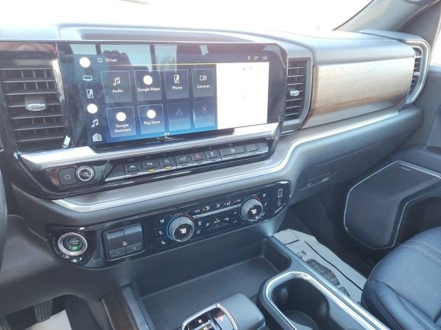 Certified 2022 Chevrolet Silverado 1500 High Country w/ High Country Premium Package image 26