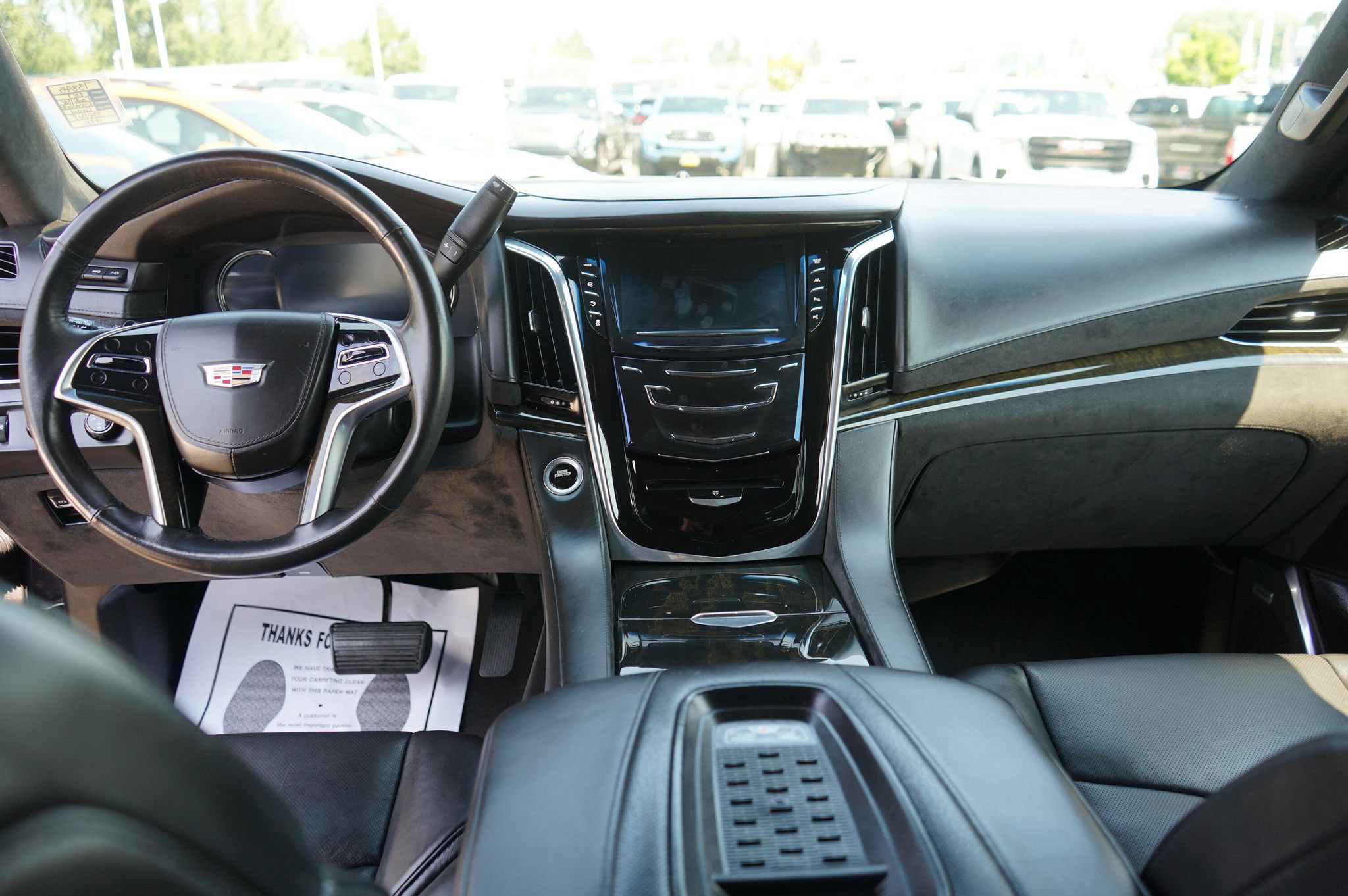 Used 2017 Cadillac Escalade Platinum AWD/4WD image 21