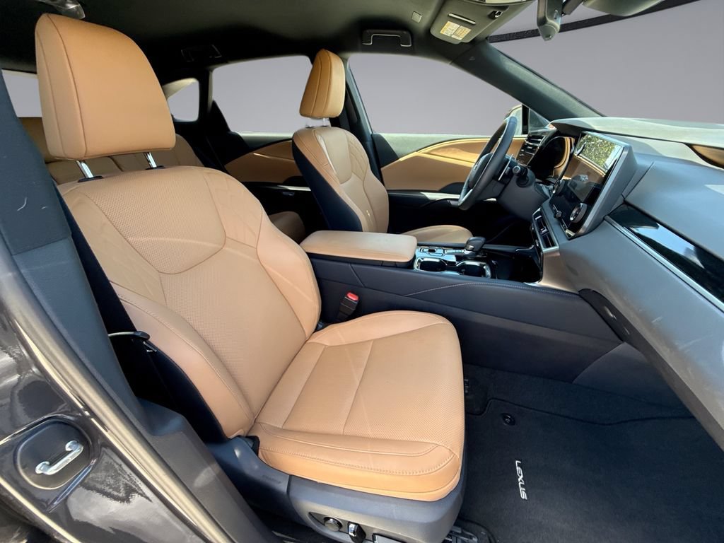 Certified 2025 Lexus RX 350 FWD w/ Technology Package image 16