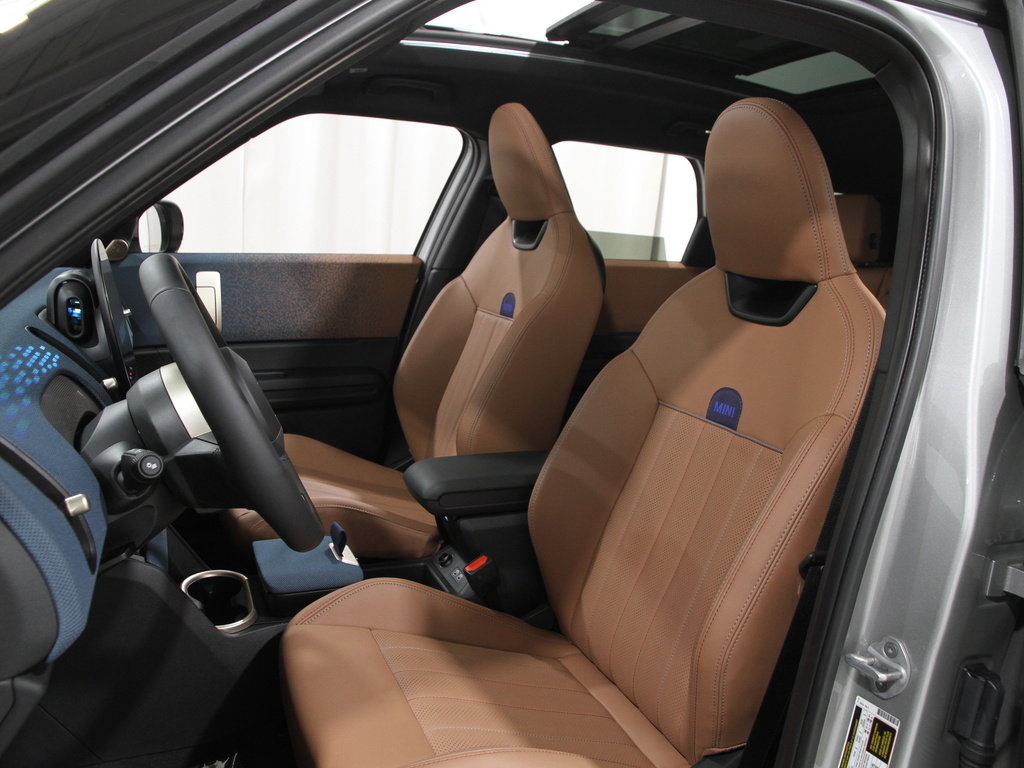 Certified 2025 MINI Cooper Countryman S image 5