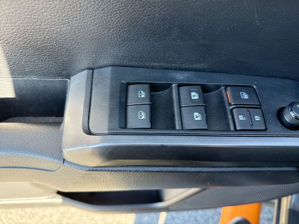 Used 2019 Toyota Tacoma TRD Sport AWD/4WD image 22