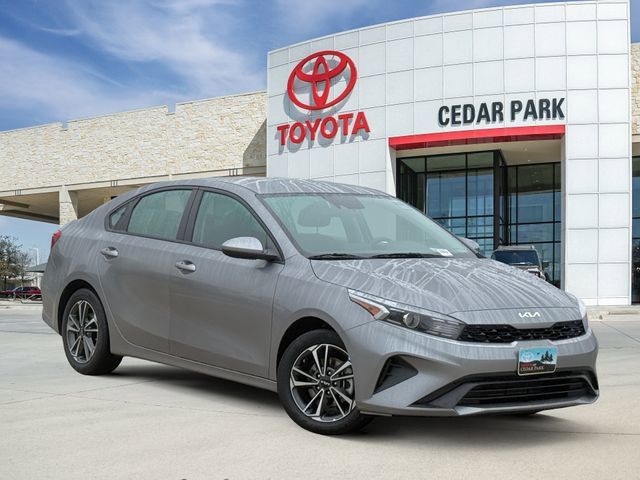 Used 2023 Kia Forte LXS FWD image 1