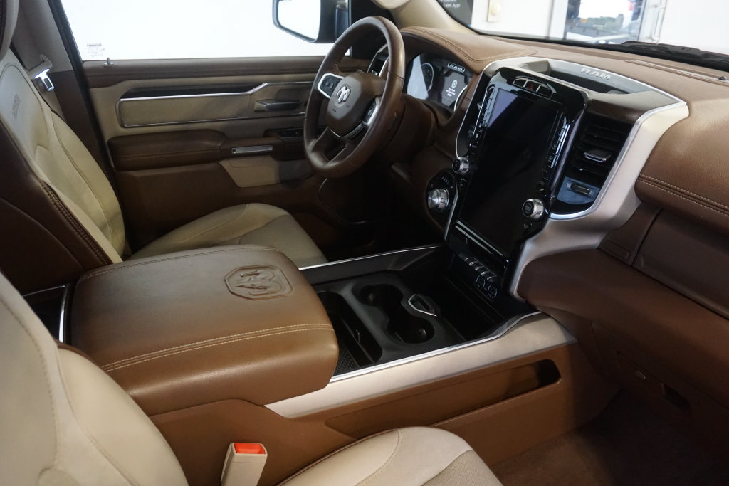 Used 2021 RAM 1500 Laramie AWD/4WD image 28