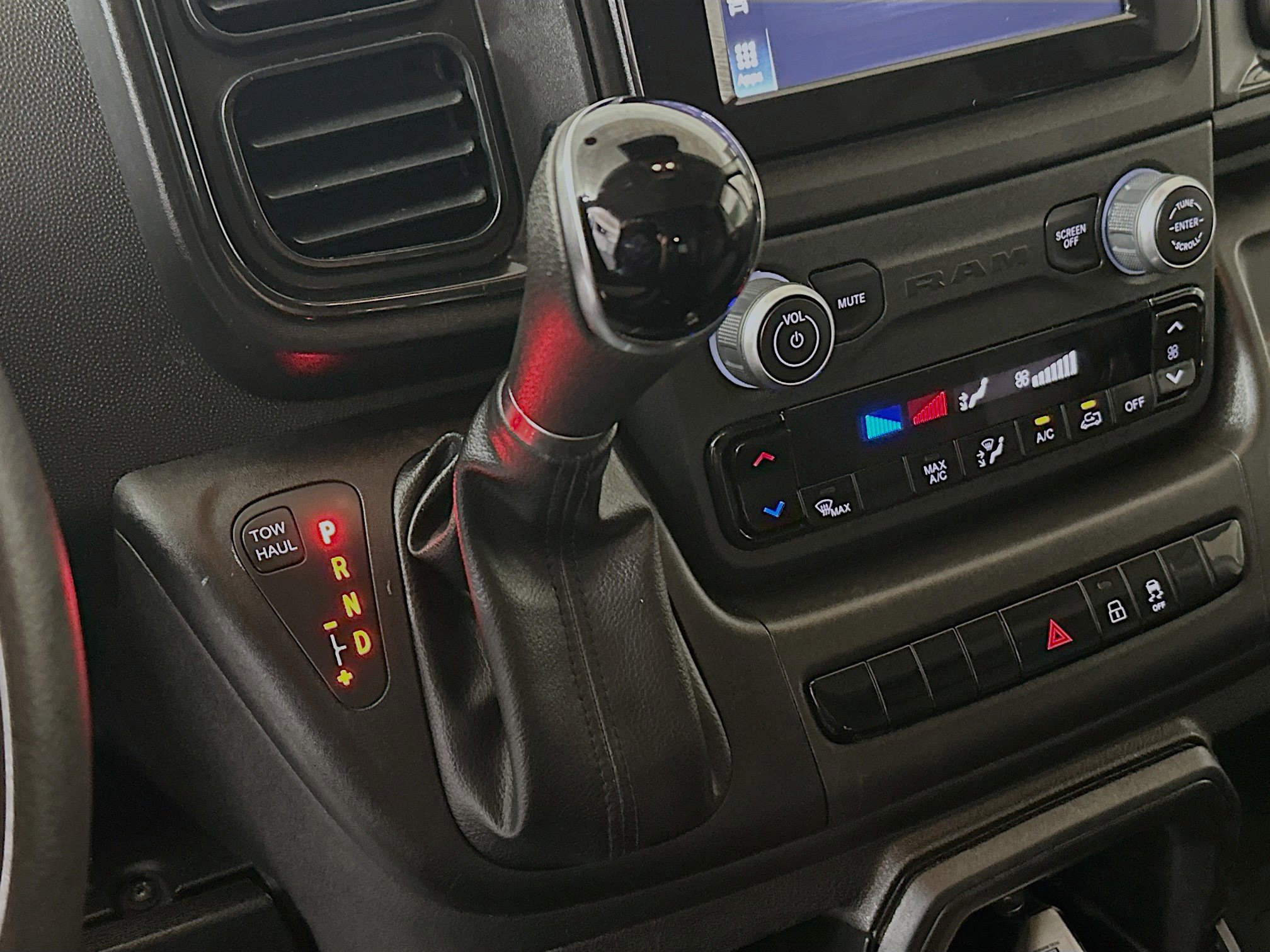Used 2023 RAM ProMaster 2500 FWD image 20