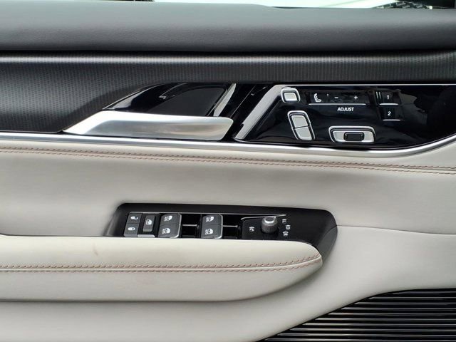 New 2026 Jeep Grand Wagoneer L Summit image 13