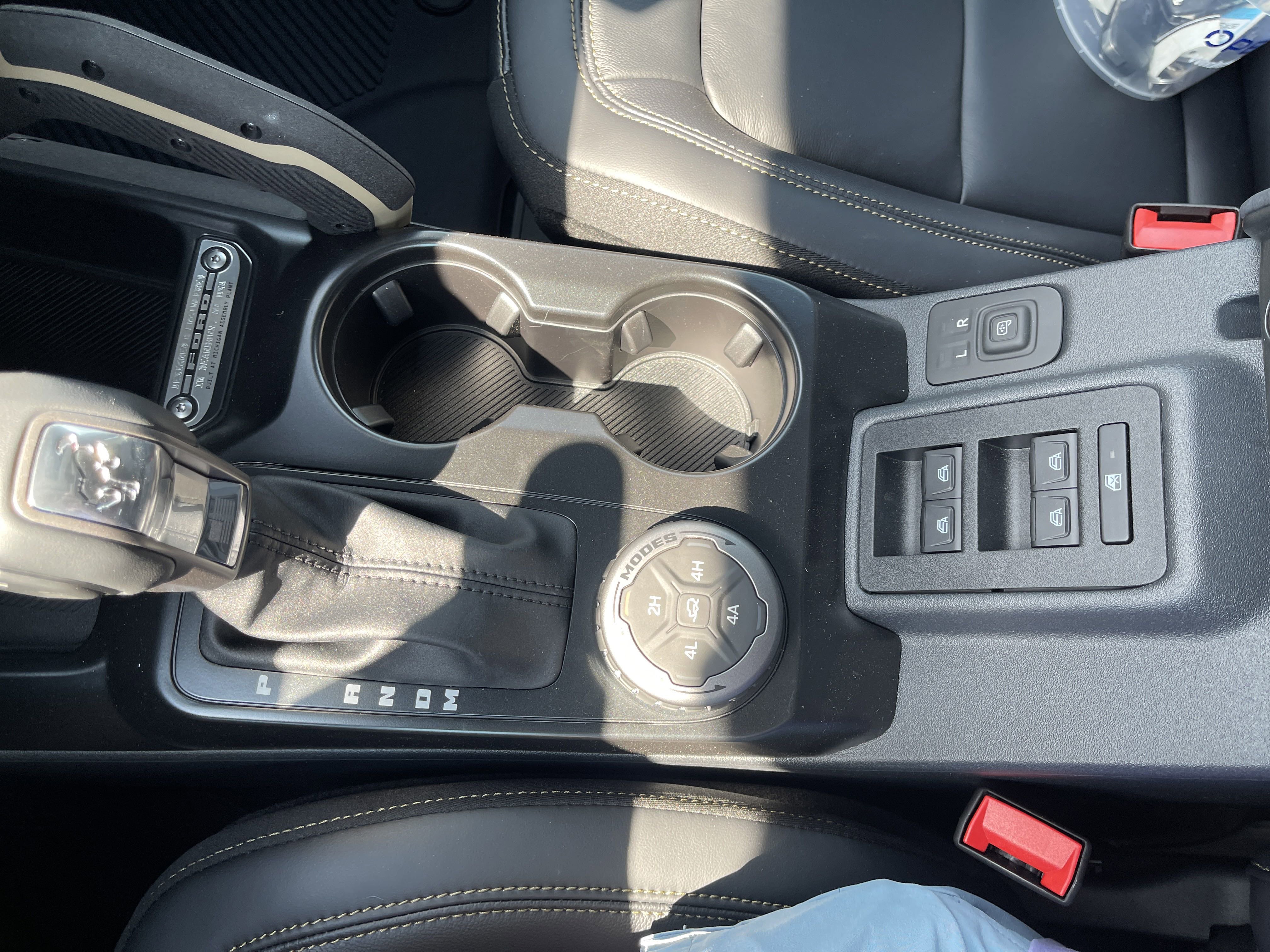 New 2025 Ford Bronco Badlands image 28