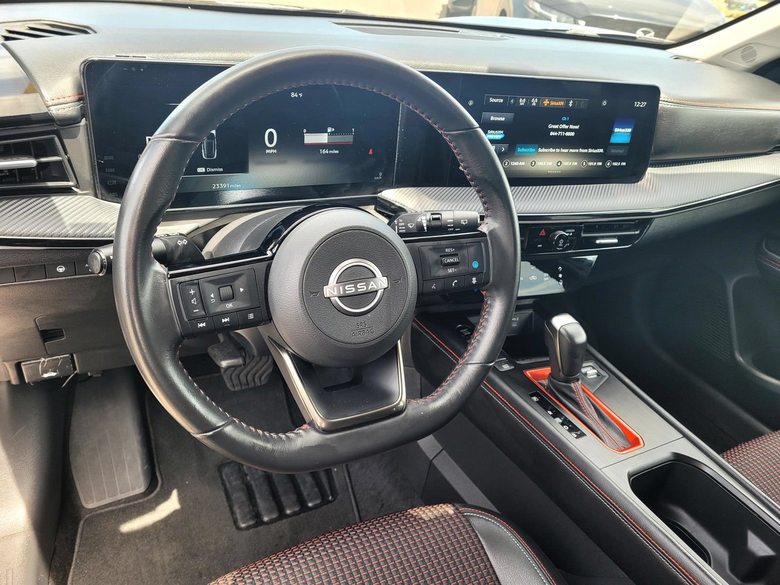 Used 2025 Nissan Kicks SR FWD image 12
