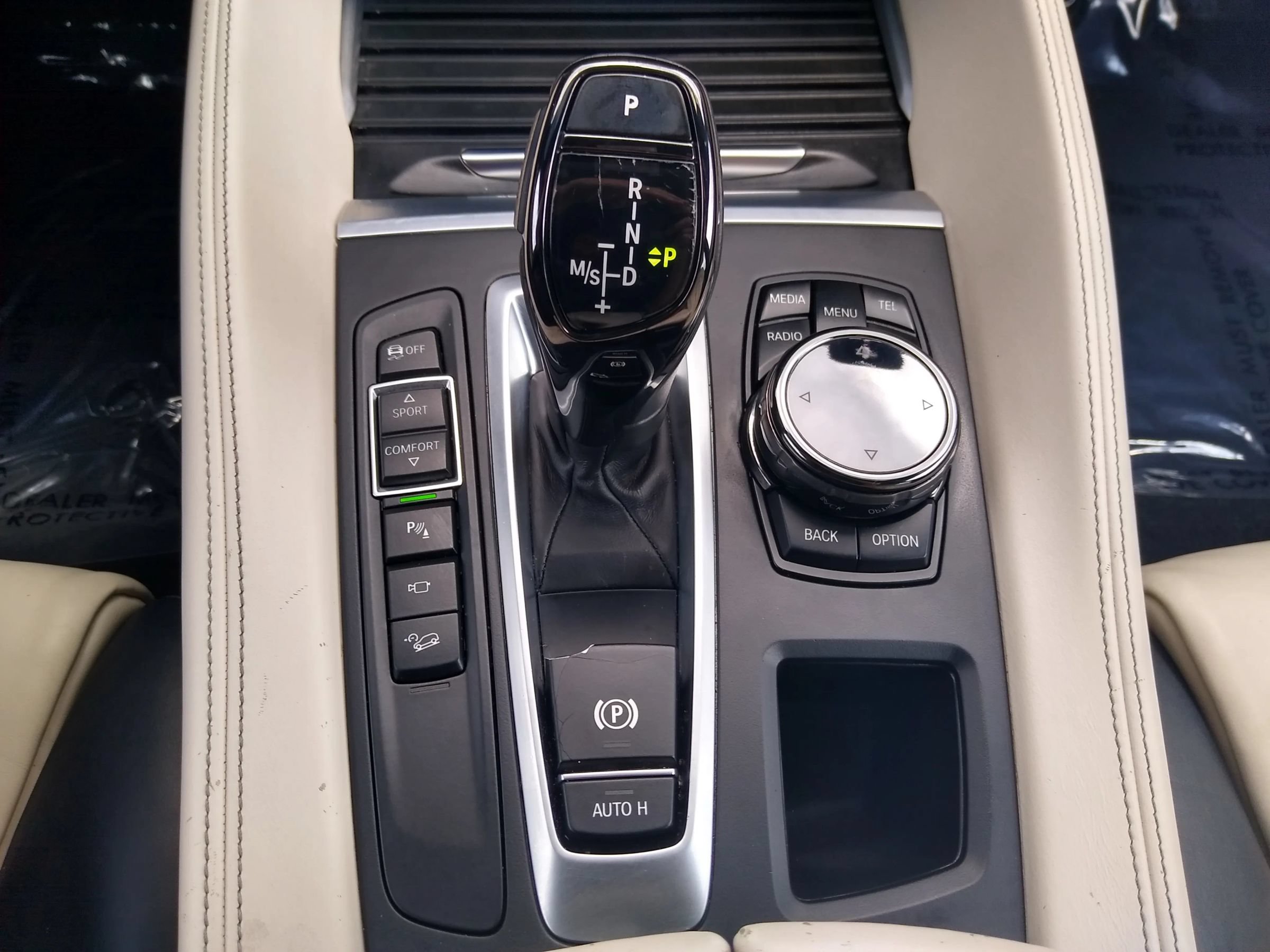 Used 2015 BMW X6 xDrive50i AWD/4WD image 25