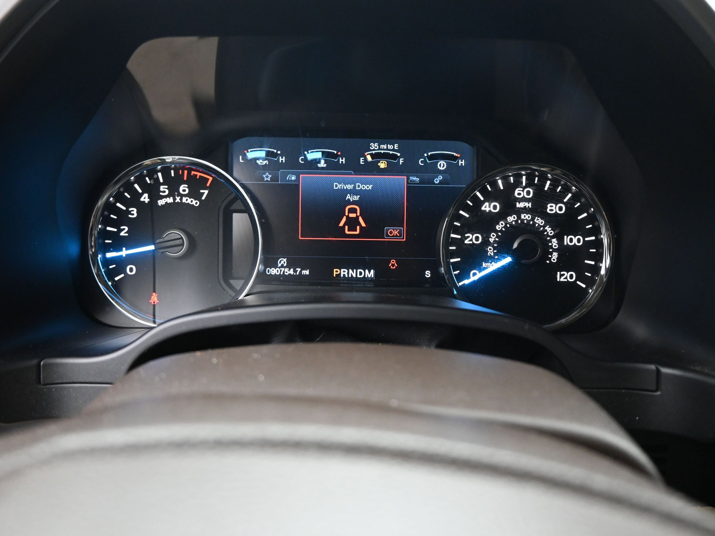 Used 2018 Ford F150 Lariat w/ Equipment Group 502A Luxury image 10