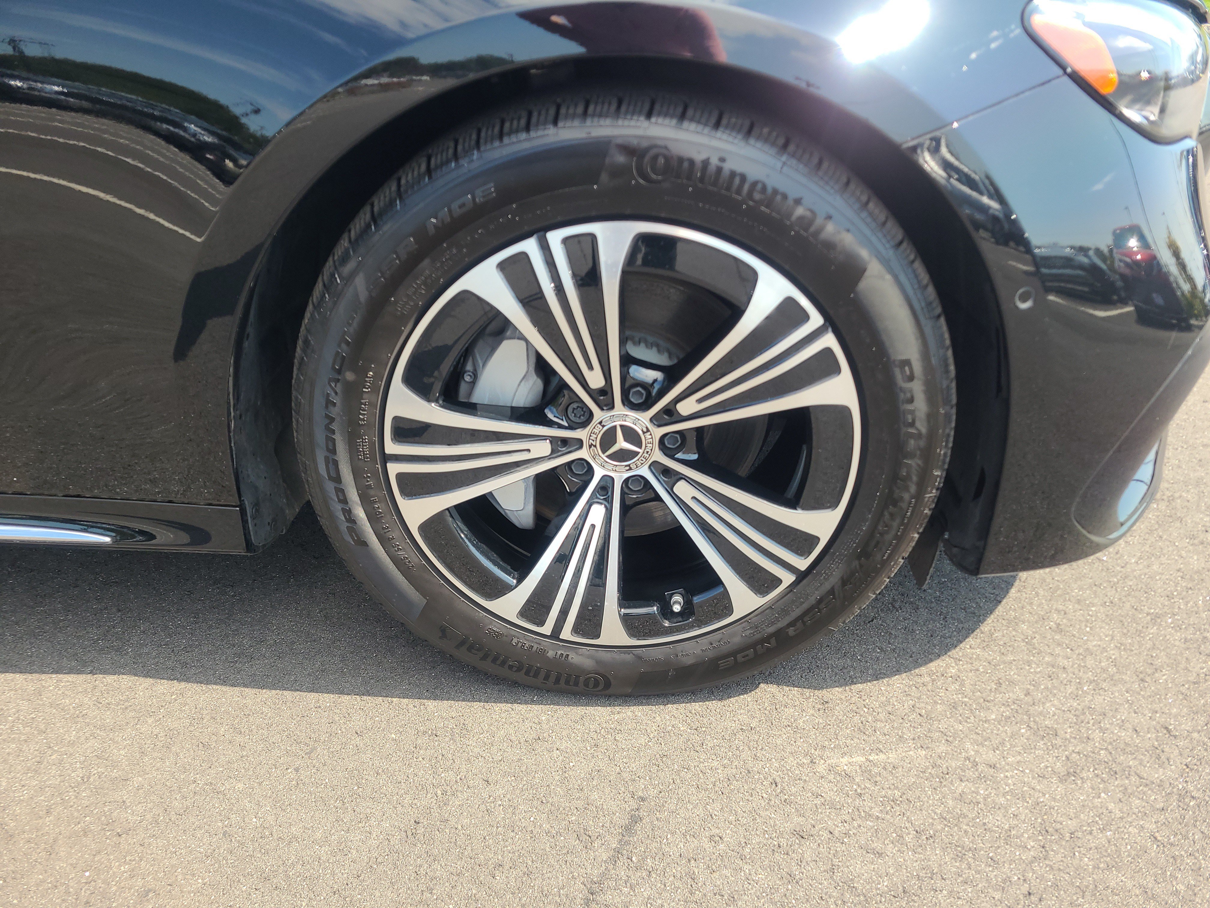Used 2026 Mercedes-Benz E 350 4MATIC Sedan image 12