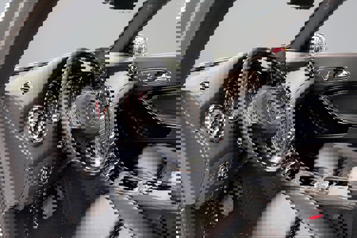 Used 2018 Mercedes-Benz GLA 250 image 14