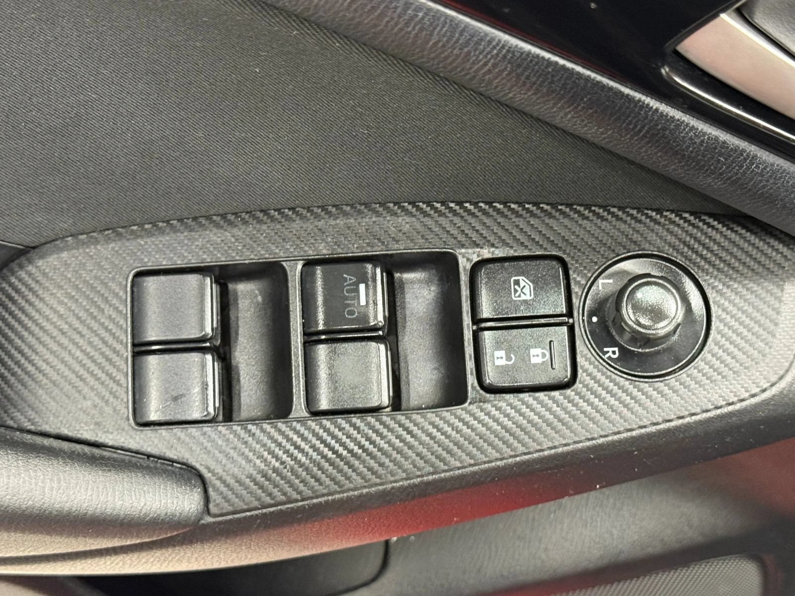 Used 2014 MAZDA MAZDA3 i Sport FWD image 25