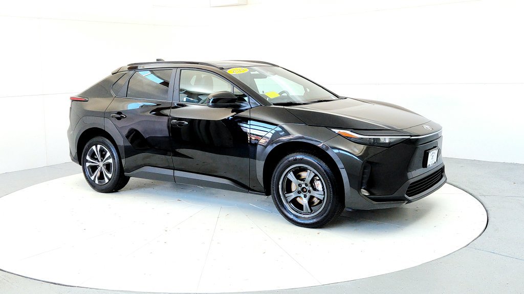 Certified 2024 Toyota bZ4X AWD w/ Weather Package image 7