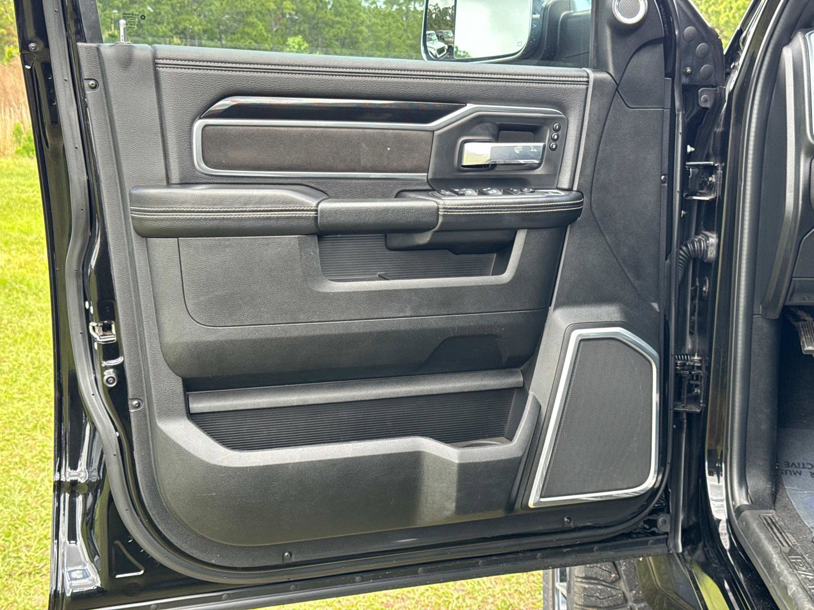 Used 2022 RAM 2500 Laramie image 19