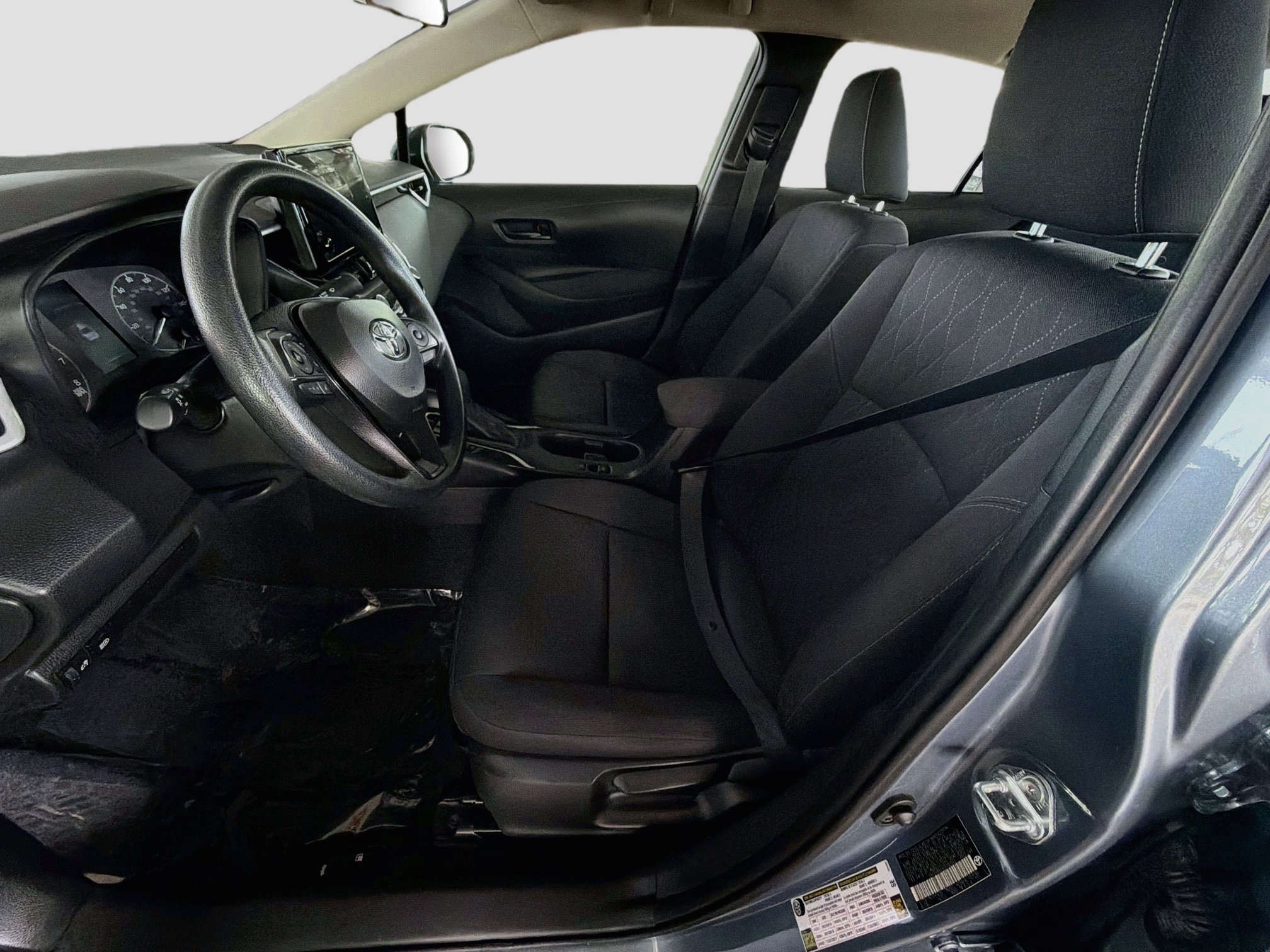 Used 2025 Toyota Corolla LE FWD image 13