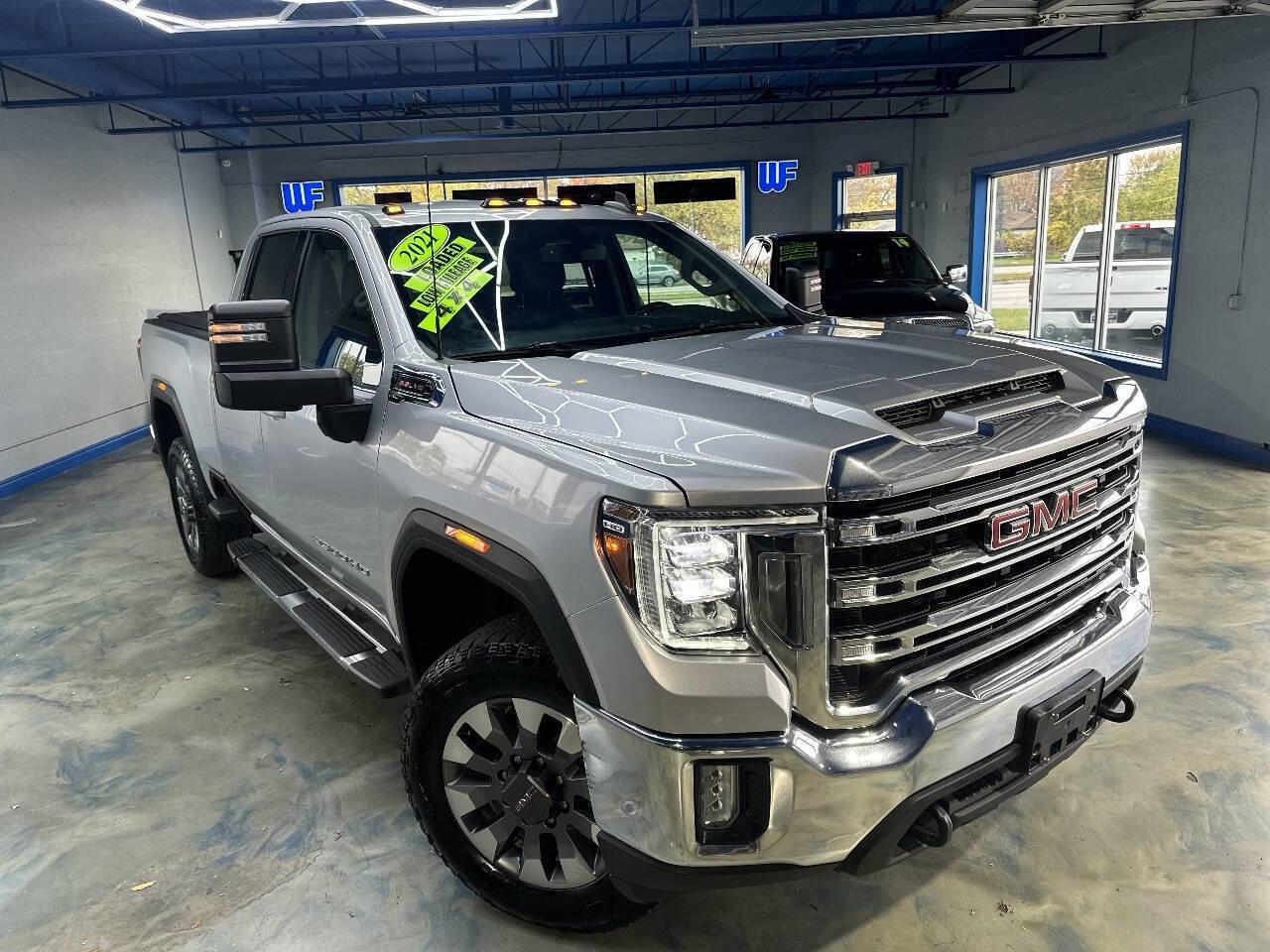 Used 2021 GMC Sierra 2500 SLE w/ SLE Value Package; image 5
